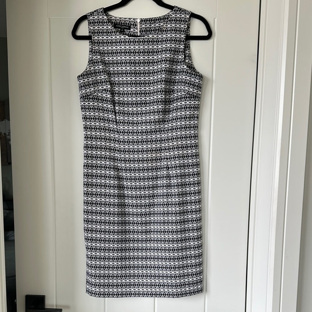 Elegant Black and White Patterned Dress